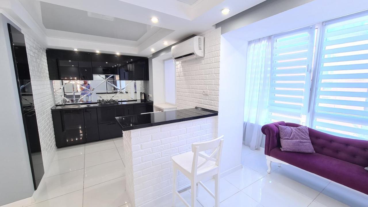 Apartaments On Prospekt Mira 35 Krivoy Rog Εξωτερικό φωτογραφία